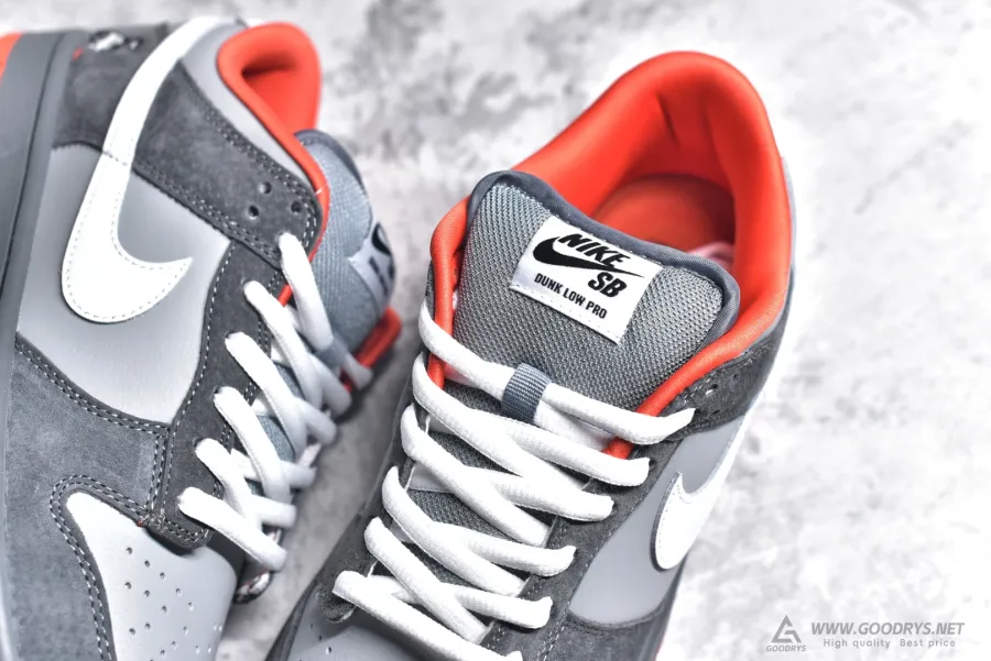 Jeff Staple X Dunk Low Pro Sb Pigeon