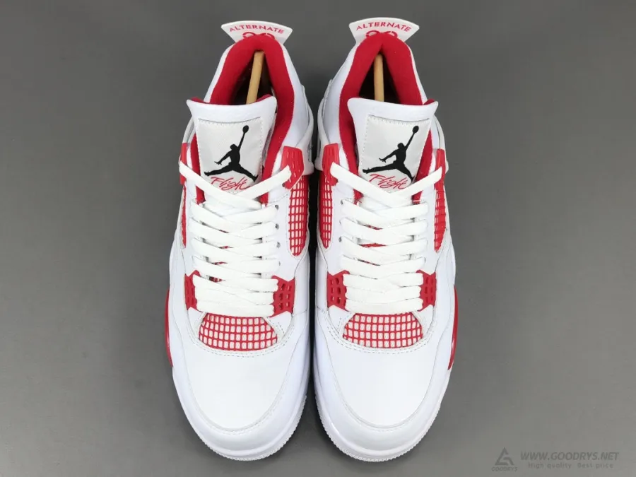 Air Jordan 4 Retro Alternate