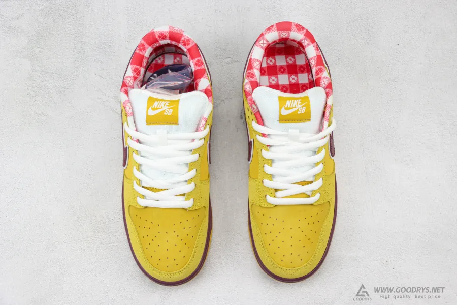 Nike Dunk Low Yellow Lobster