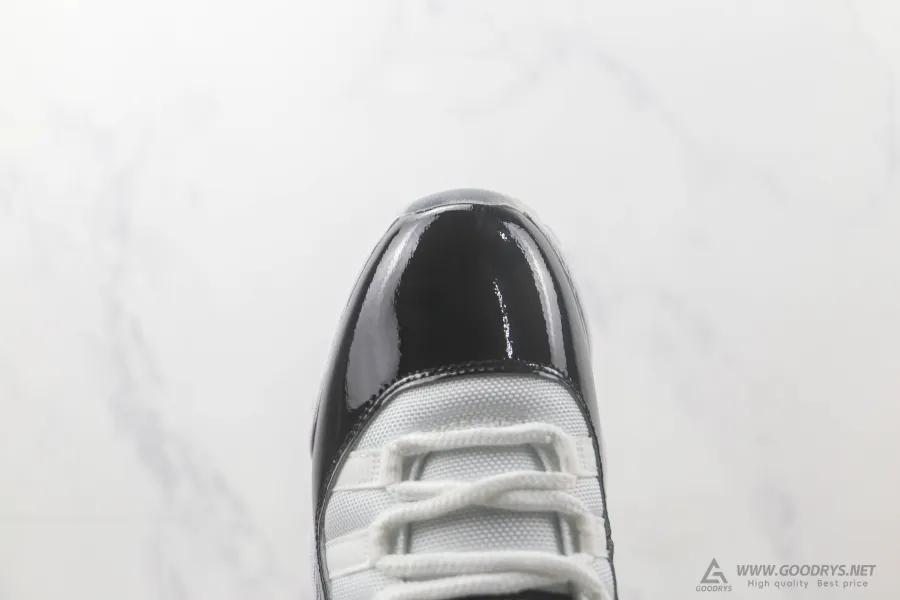 Jordan 11 Retro Low Concord 