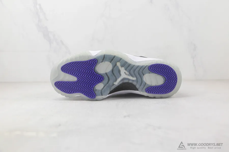 Jordan 11 Retro Low Concord 