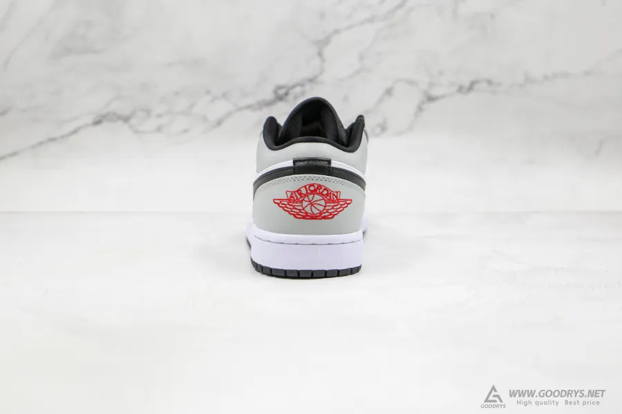 Jordan 1 Light Smoke Grey  Low