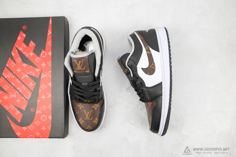 Air Jordan 1 Low Smoke Grey 