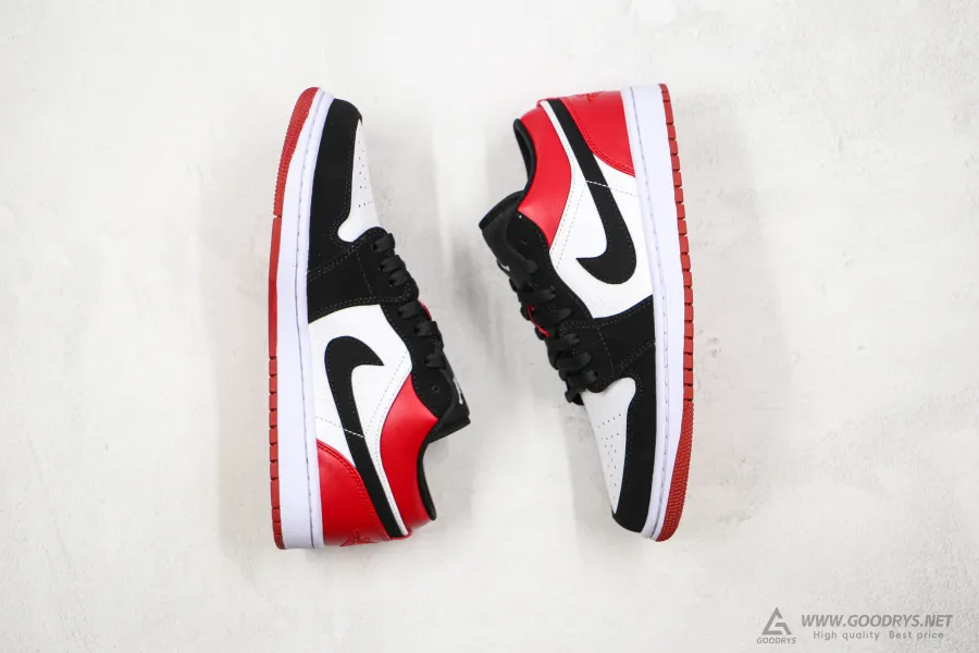 Air Jordan 1 Low Black Toe