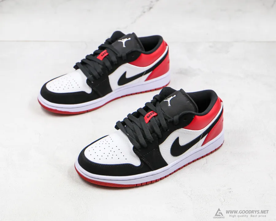 Air Jordan 1 Low Black Toe