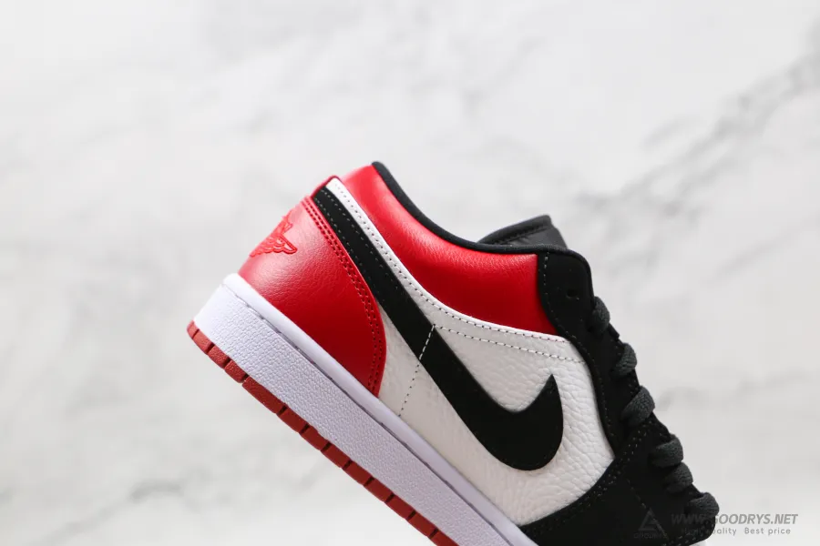 Air Jordan 1 Low Black Toe