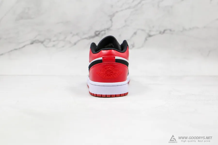 Air Jordan 1 Low Black Toe