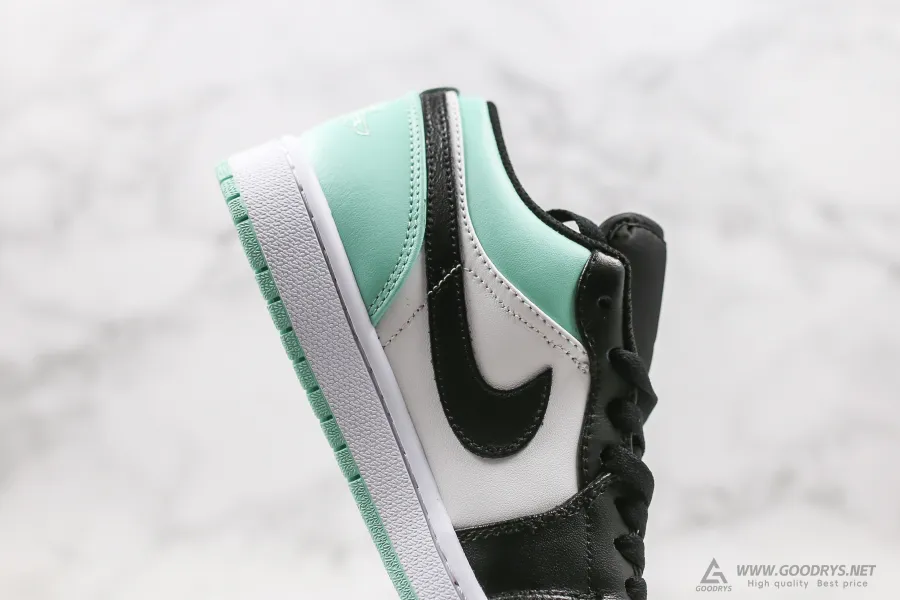 Jordan 1 Low Emerald Toe 