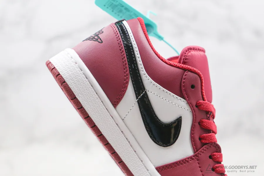 Air Jordan 1 Low Noble Red