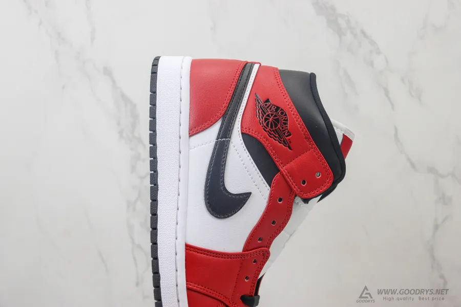 Jordan 1 Black Toe Mid