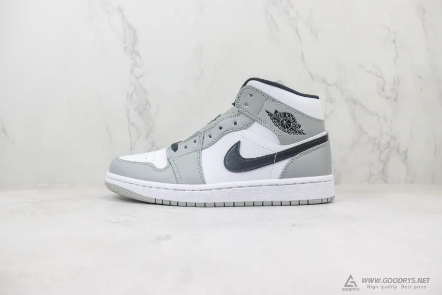 Airjordan 1 Mid Light Smoke Grey