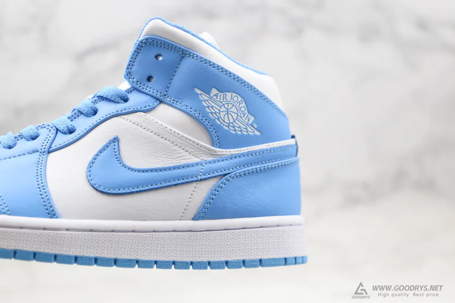 Airjordan 1 Mid Unc 