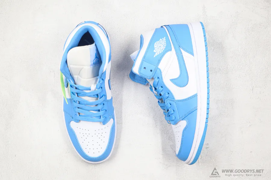 Airjordan 1 Mid Unc 