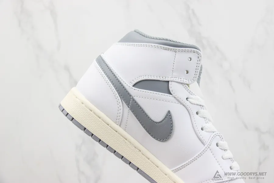 Air Jordan 1 Mid Neutral Grey