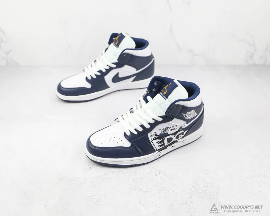 Air Jordan 1 Obsidian  Mid