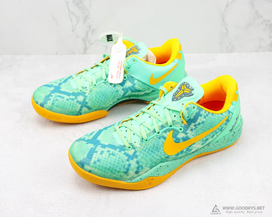 Kobe 8 Green Glow 