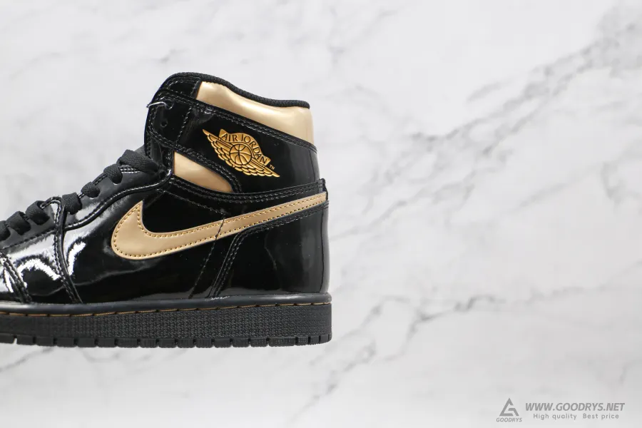 Air Jordan 1 High Og Metallic Gold