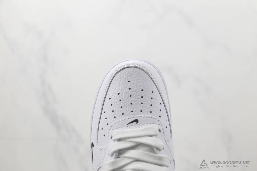 Air Force 1 Mid Utility White/Black 