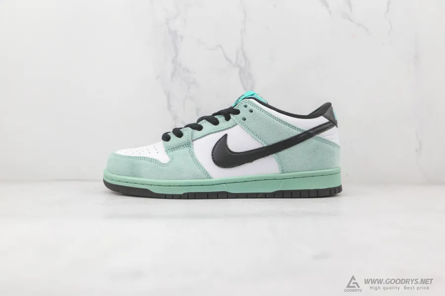 Dunk Lows Sea Crystal