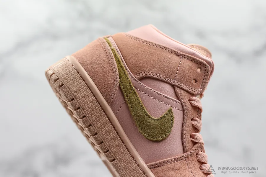 Jordan 1 Coral Gold  Mid