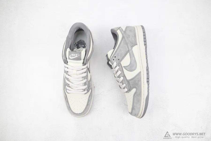 Dunk Low Light Grey