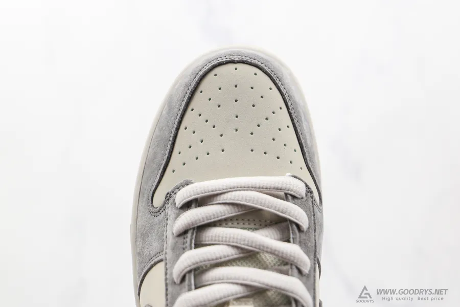 Dunk Low Light Grey