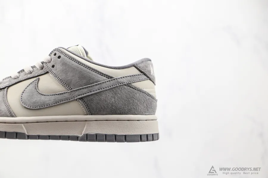 Dunk Low Light Grey