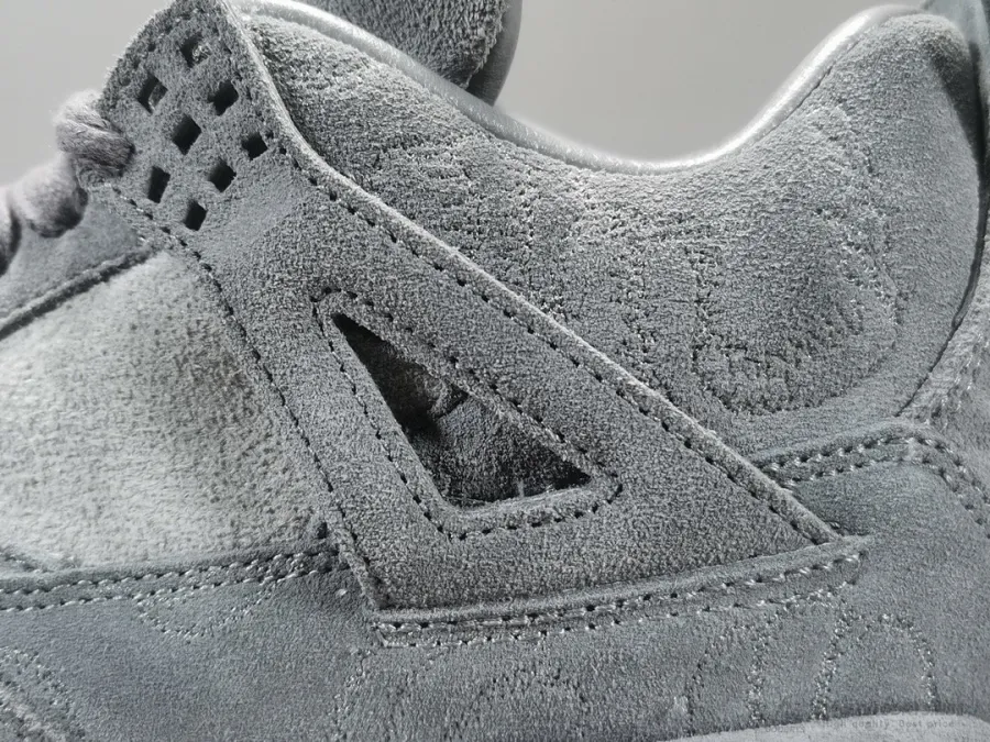 Air Jordan 4 Retro Kaws Cool Grey