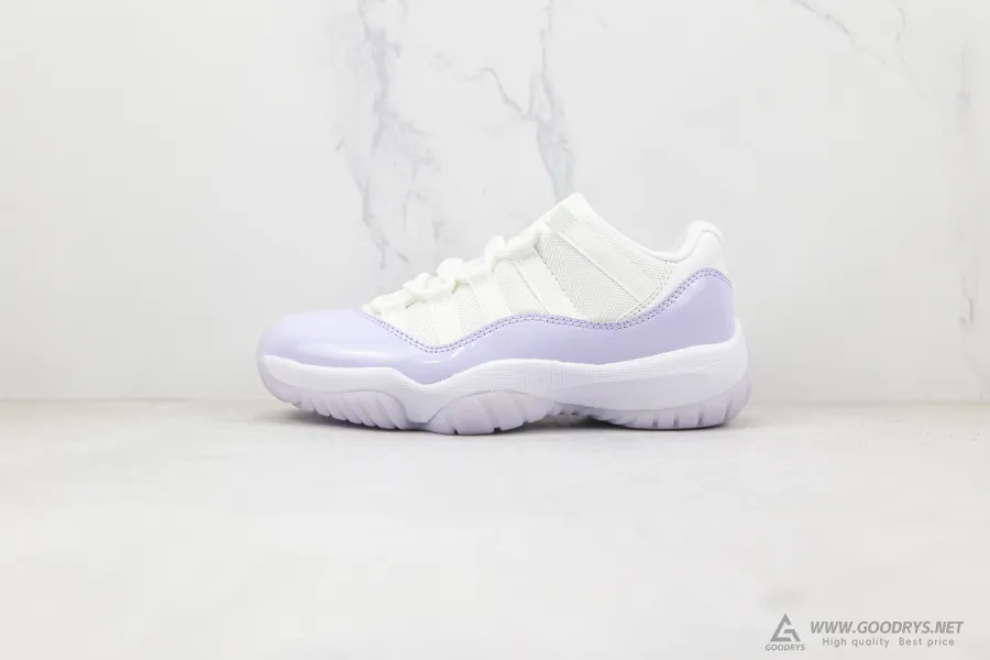 Jordan 11 Low Pure Violet 