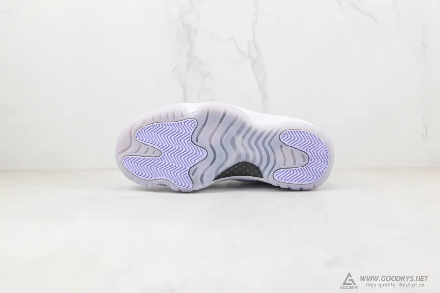 Jordan 11 Low Pure Violet 