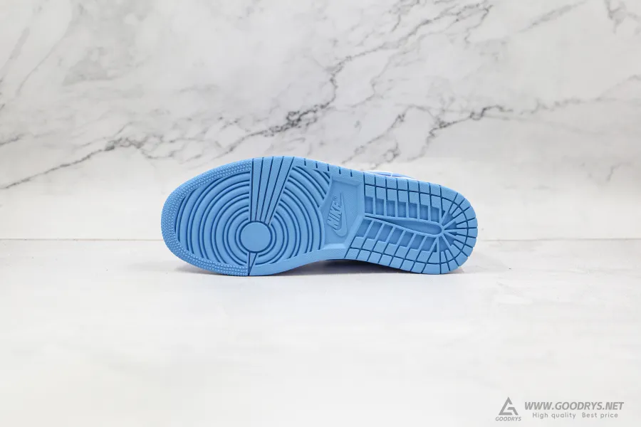 Air Jordan 1 Low Unc  Wmns