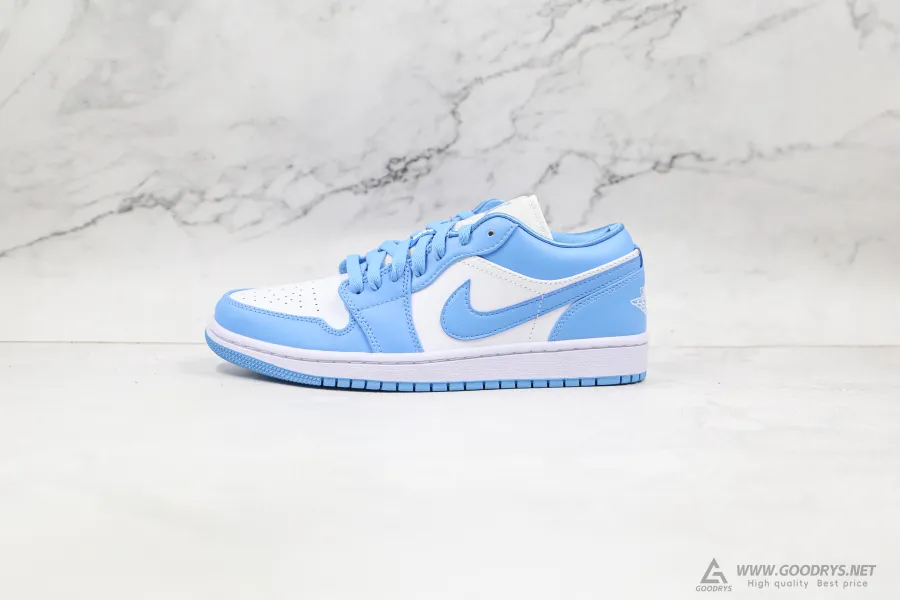 Air Jordan 1 Low Unc  Wmns