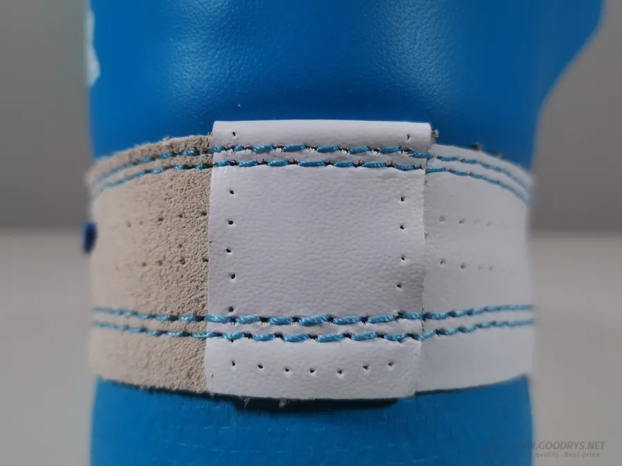 Off-White Jordan 1 Retro High Unc