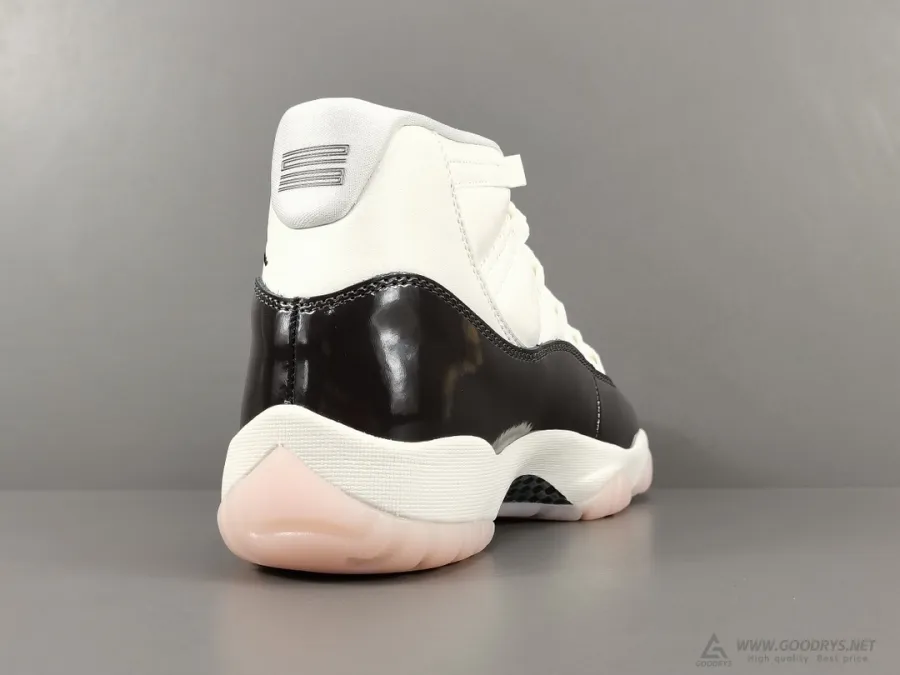 Air Jordan 11 Retro Neapolitan