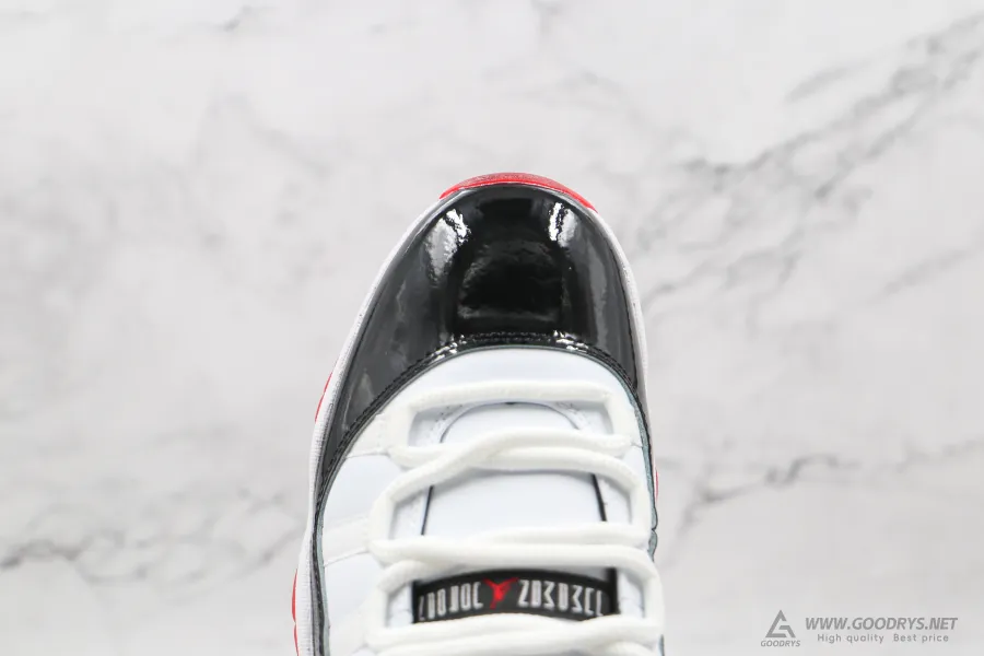 Jordan 11 Low White Bred