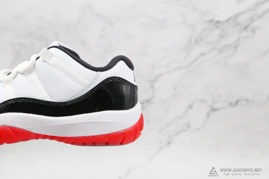 Jordan 11 Low White Bred