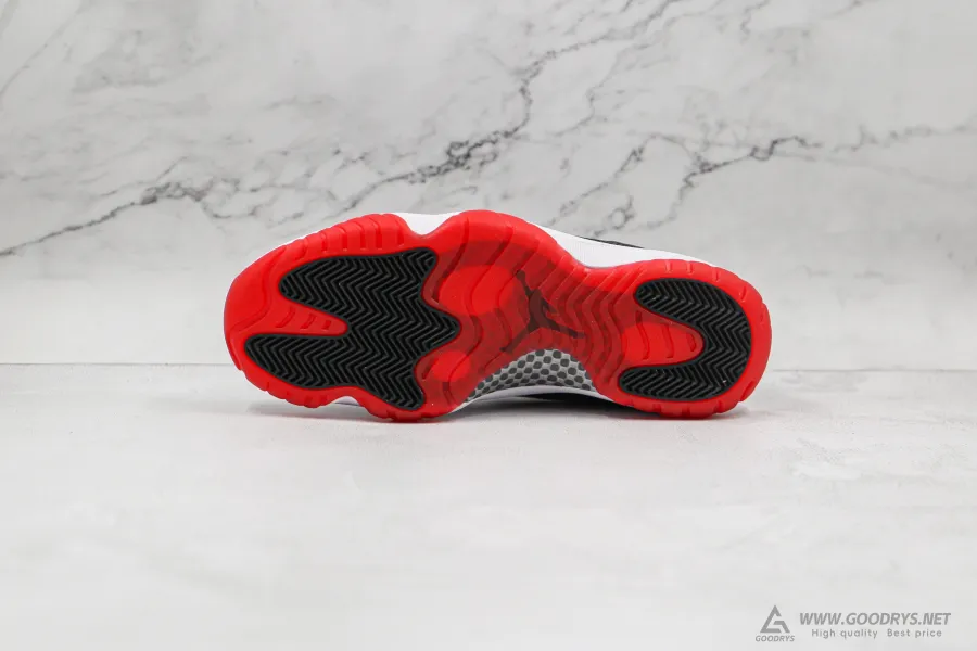 Jordan 11 Low White Bred