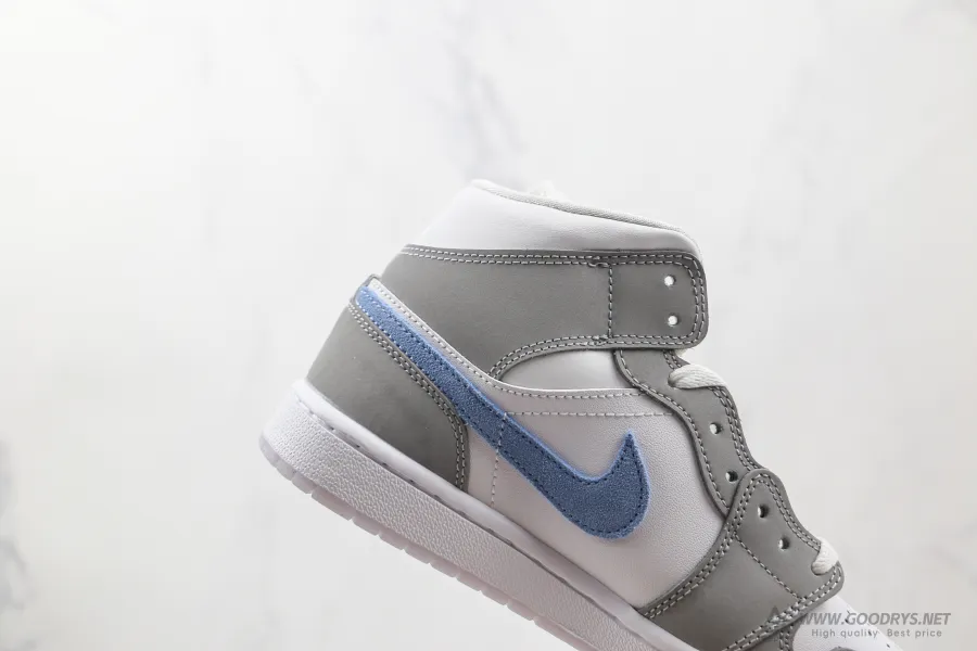 Airjordan 1 Wolf Grey/Aluminum  Mid