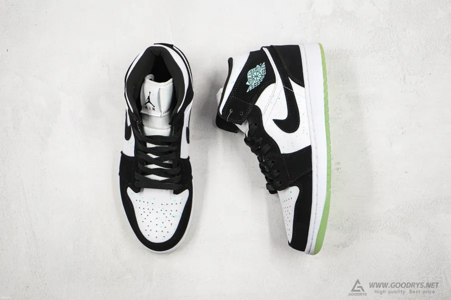 Air Jordan 1 Panda 