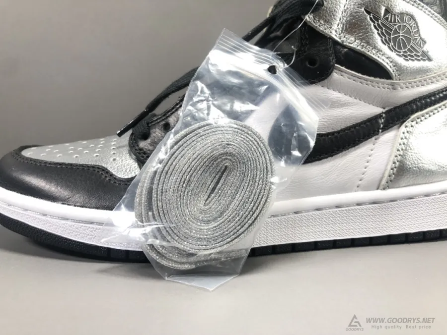 Air Jordan 1 High Og Wmns Silver Toe