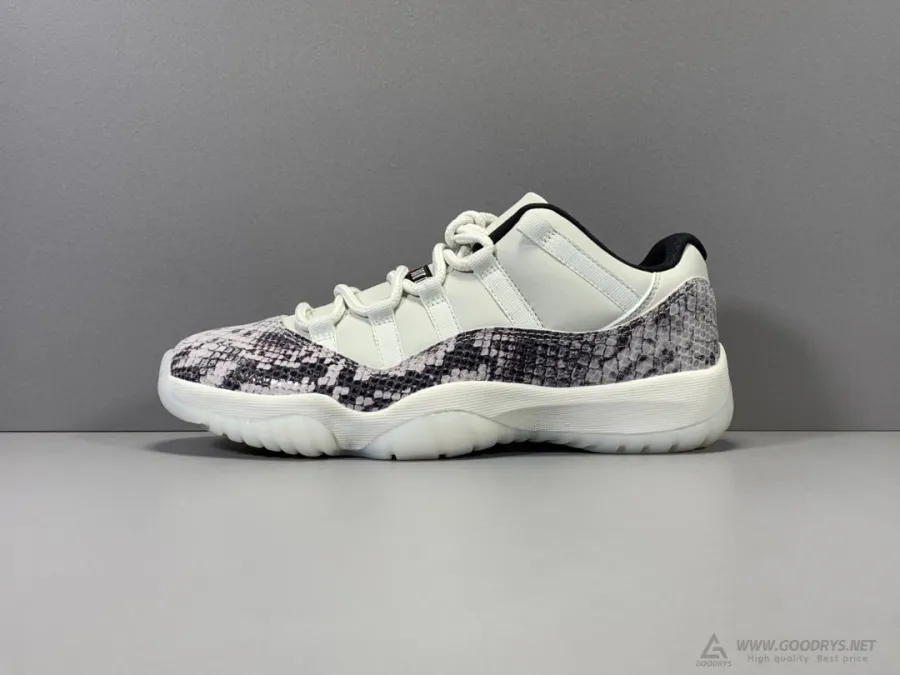 Air Jordan 11 Retro Low Light Bone Snakeskin