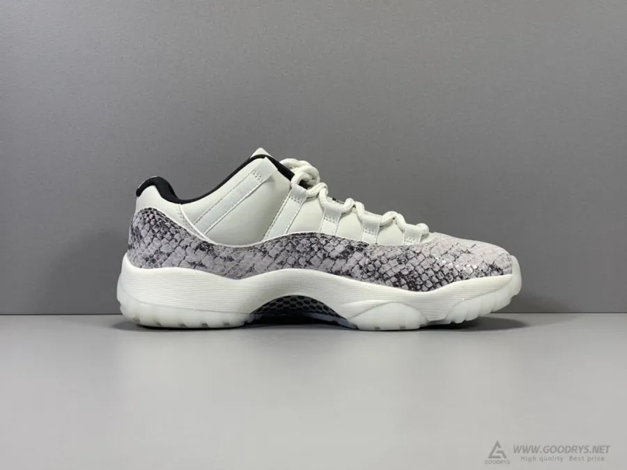 Air Jordan 11 Retro Low Light Bone Snakeskin