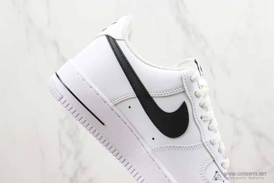 Nike Air Force 1‘07 White Black