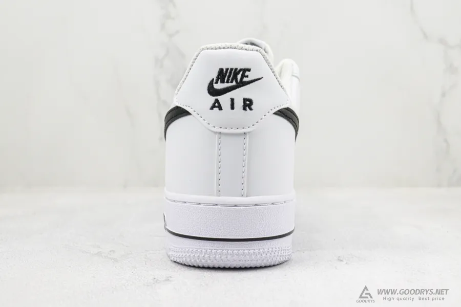 Nike Air Force 1‘07 White Black