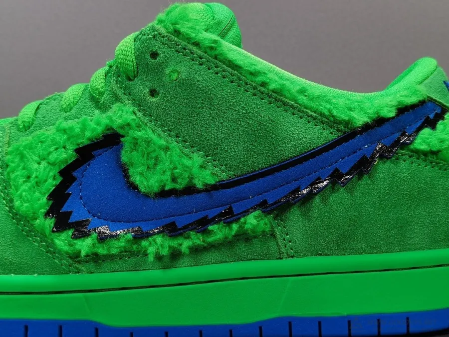 Grateful Dead X Sb Dunk Low Green Bear