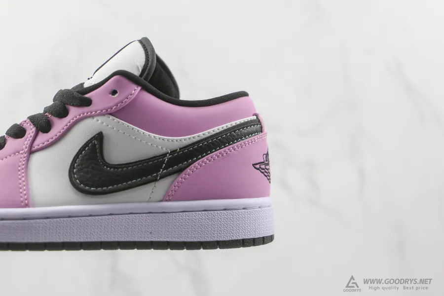 Air Jordan 1 Low Se Violet Shock 