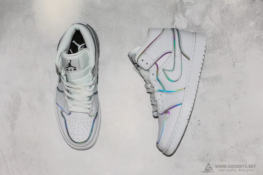 Airjordan 1 Mid Iridescent White