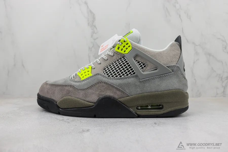 Air Jordan 4 SE Neon