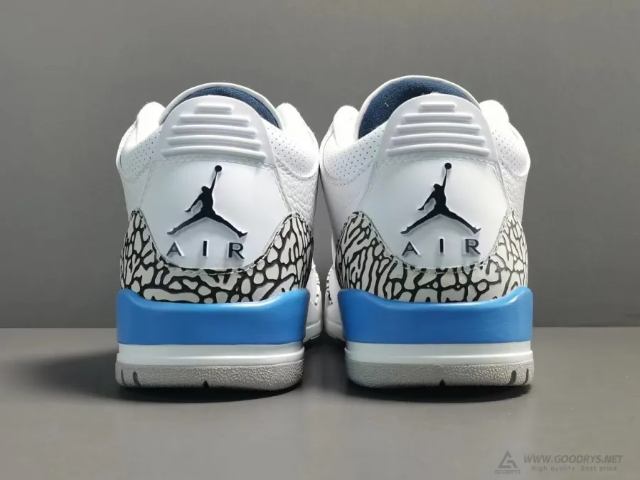 Air Jordan 3 Unc