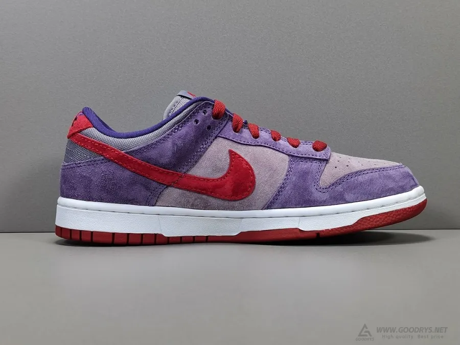 Dunk Low Plum